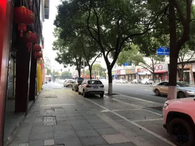 Jiashan guyi hotel