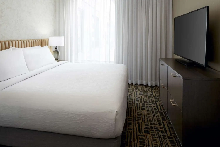 Accessible Double Suite