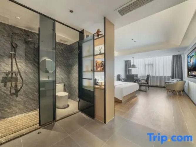 4 Bedrooms Deluxe Double room