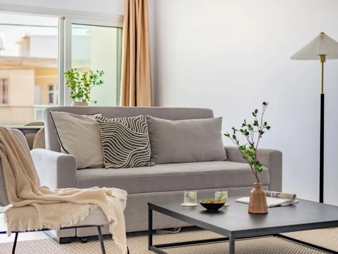 1 Bedroom Apartment with balcony and with city view