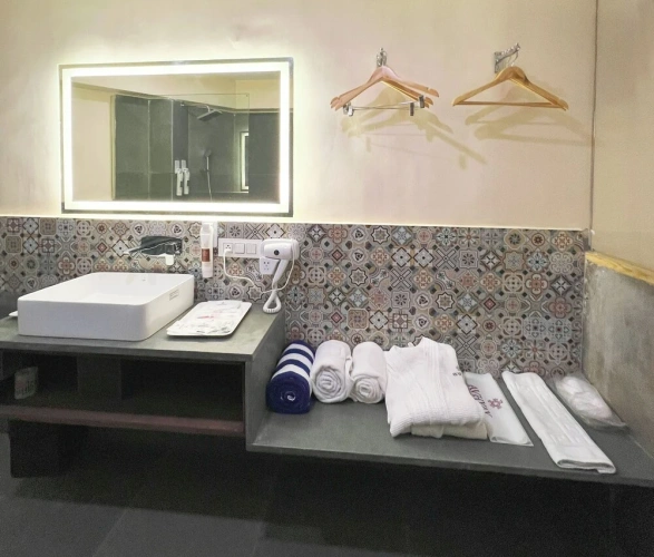 Comfort room