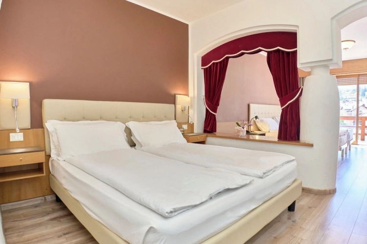 Standard Quadruple room with balcony