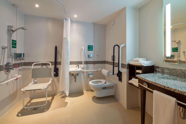 Hampton by Hilton London Luton Airport photo 9