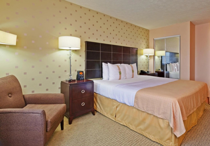 Holiday Inn Bloomington-University Area by IHG