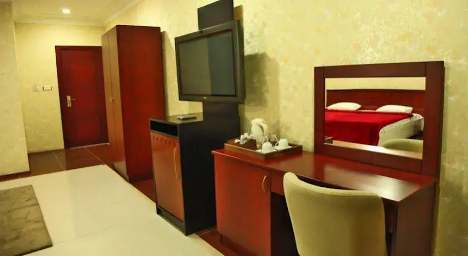 Mars Business Hotel