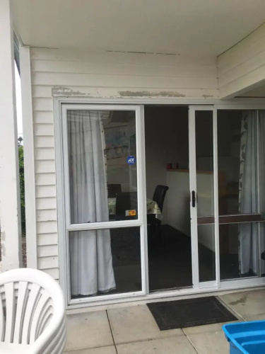 4 Parris St