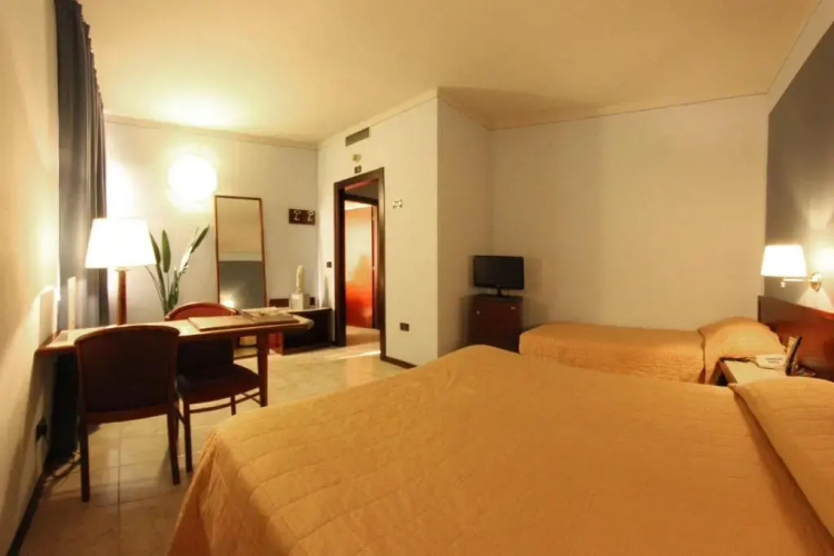 Hotel Forum