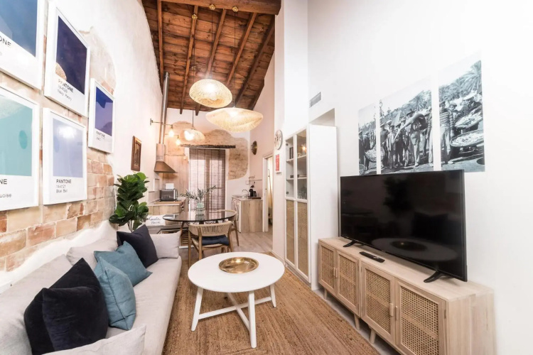 Casola Beach House