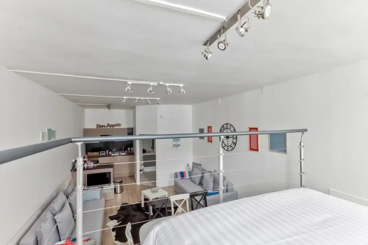 33 - Flat Av des Champs-Élysées