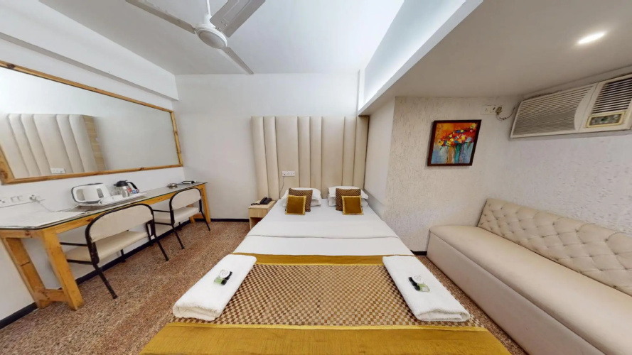 Hotel Samraj