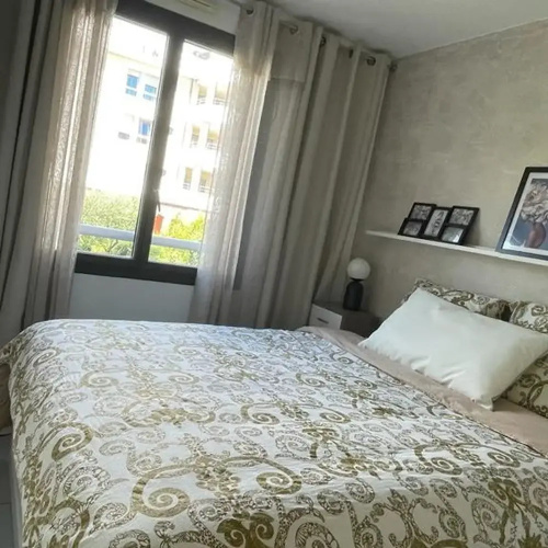 Two Bed Apt With Lovely Terrace - 2195