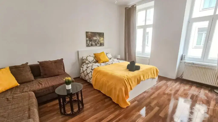 Peaceful 1BR Apt. near Metro Station Längenfeldg.