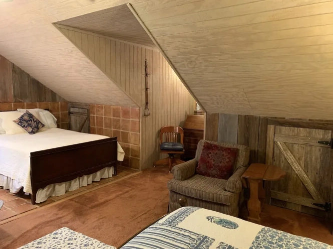 Standard Double room with land view