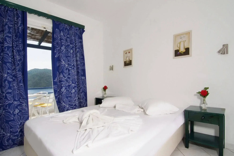 Nafsika Sea View Apartments - Aydın