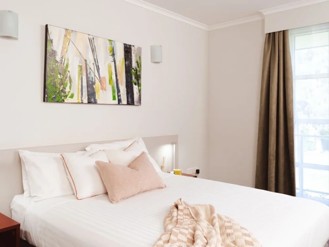 2 Bedrooms Apartment
