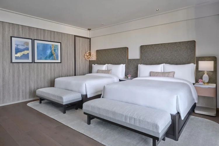 Deluxe Quadruple room with balcony