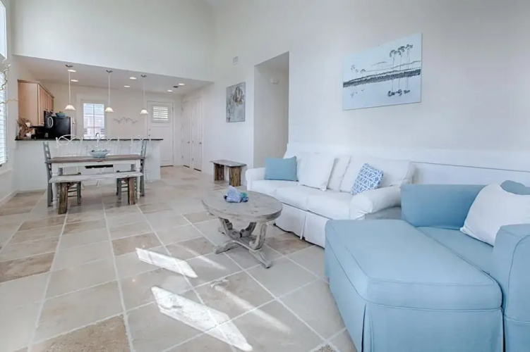 1383 Laurel Grove