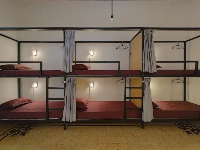 Semeru Hostel Malang - Adults Only
