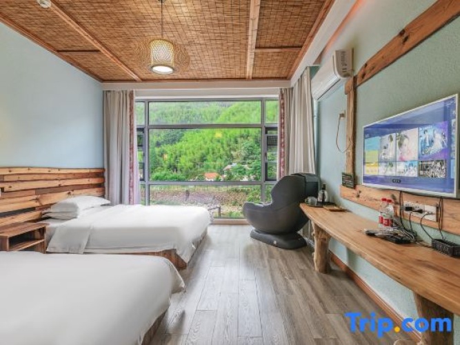 Standard Double room with mountain view