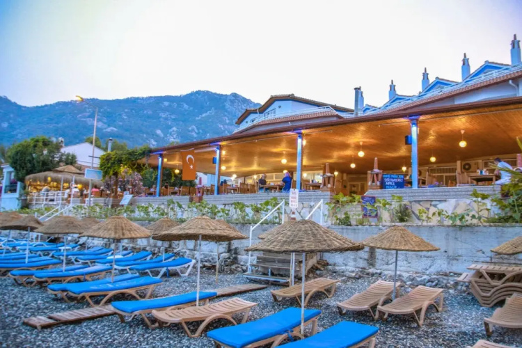 Zeybek Hotel