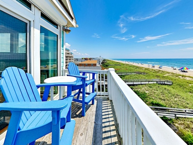 5 Bedrooms Studio with balcony