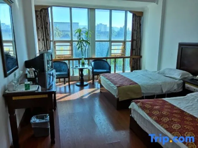 Standard Family room