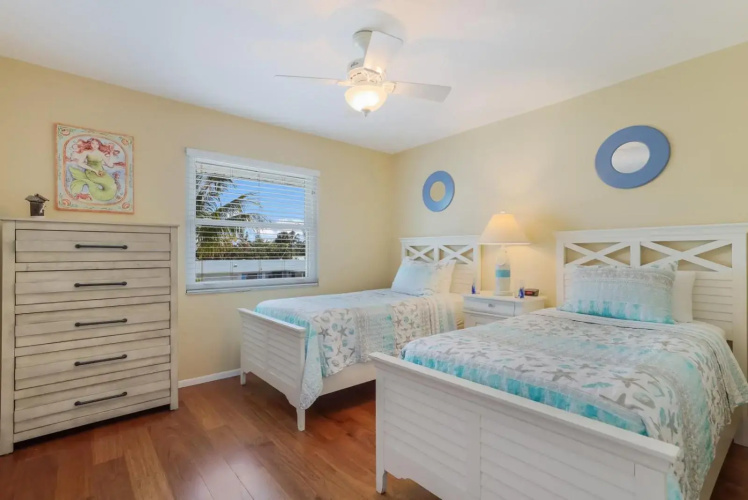 Island Hideaway East - 308B 67th