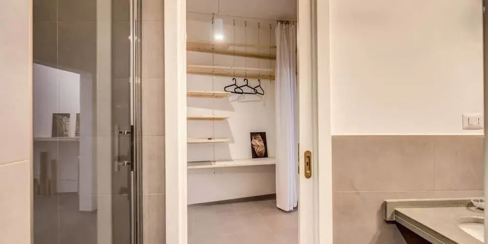 Trastevere budget studio