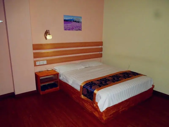 Leshan Emerald Guest House