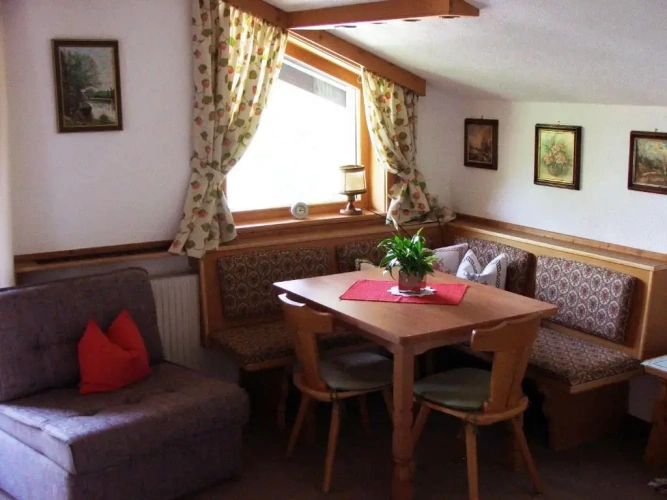 2 Bedrooms Apartment with balcony