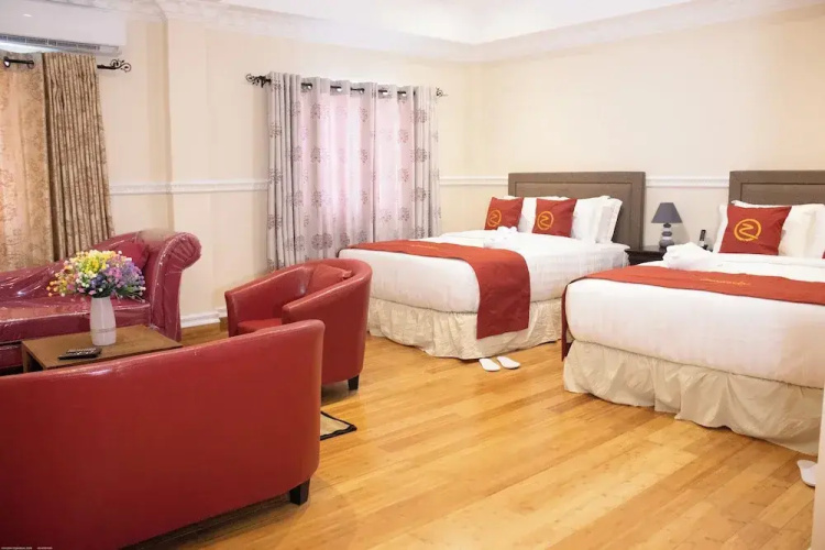 Zimansky Hotel