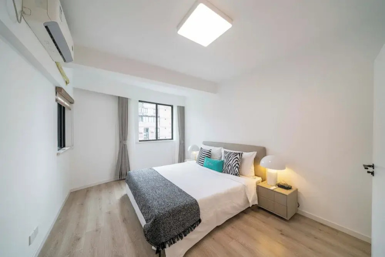 Tyms  2BR APT Hongqiao Paris Classic
