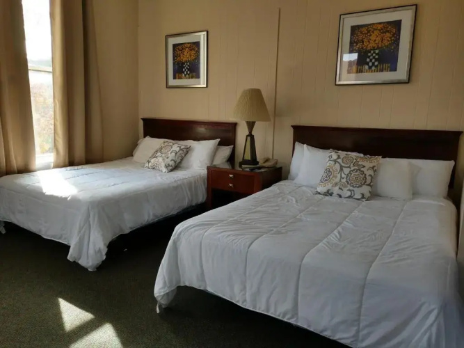 Hotel Wayne