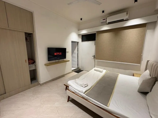 Deluxe Single room