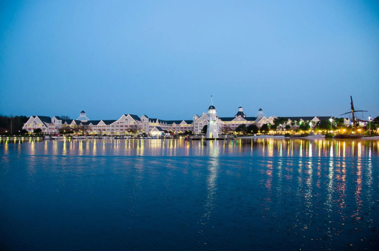 Disney's Yacht Club Resort photo 30