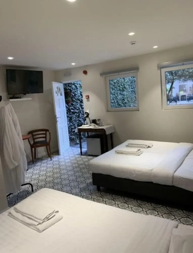 Deluxe Cottage