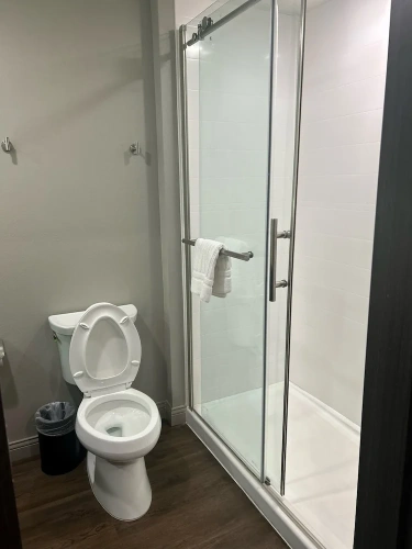 Standard Double Suite