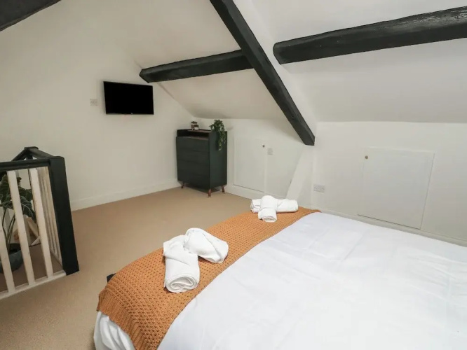 1 Mona Terrace