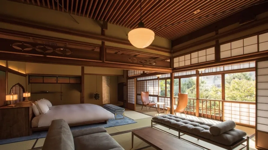Twin No. 108 Suite (Conch Shell Room) with garden view