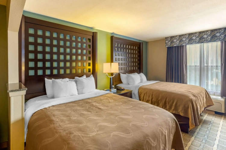Quadruple Suite