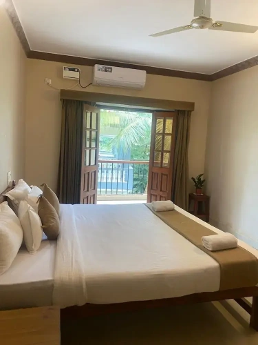 Economy room
