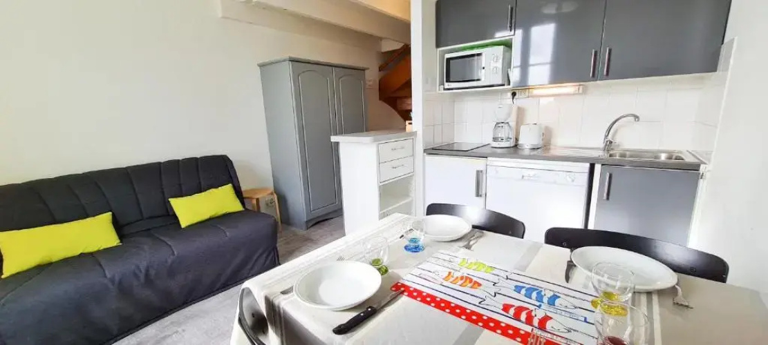 Appartement dans résidence avec piscine