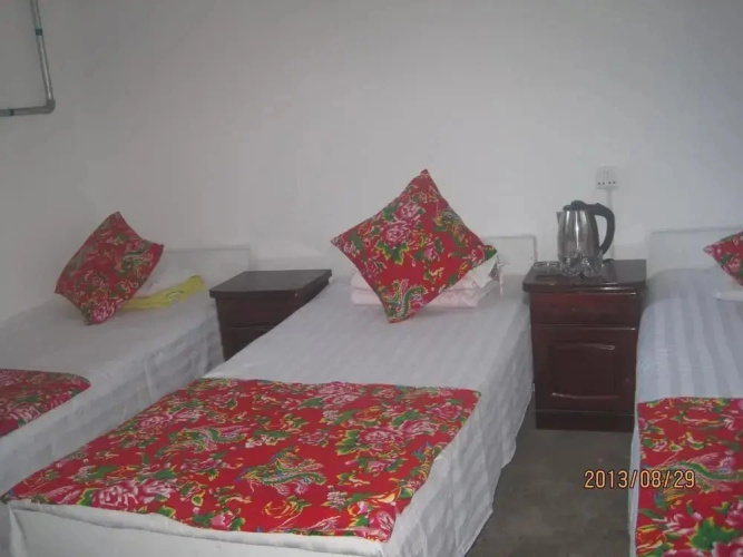 Pingyao Small Family Inn