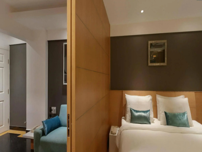 Melange Luxury Service Apartment