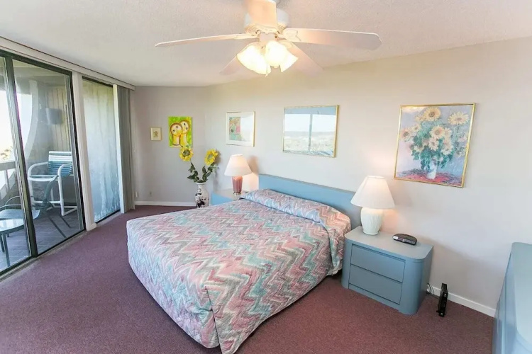 Oceanfront Luxury: 2BR Condo, St. Augustine