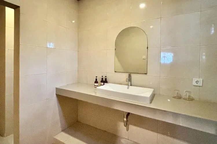 1 Bedroom Standard Double room with balcony