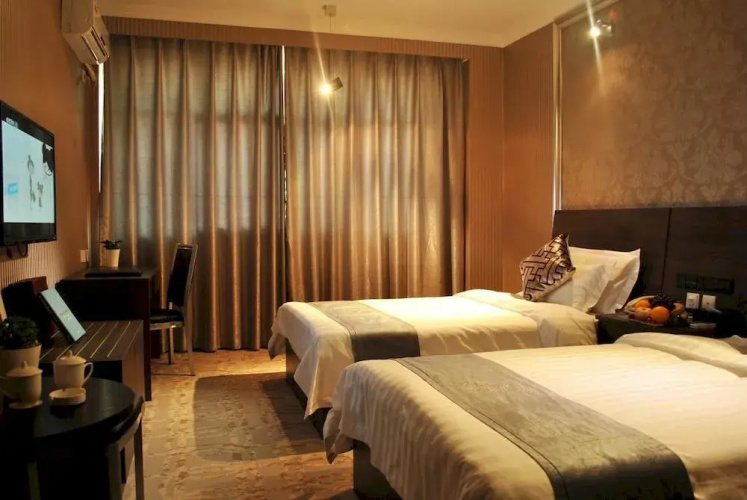 Dali N-Hotel