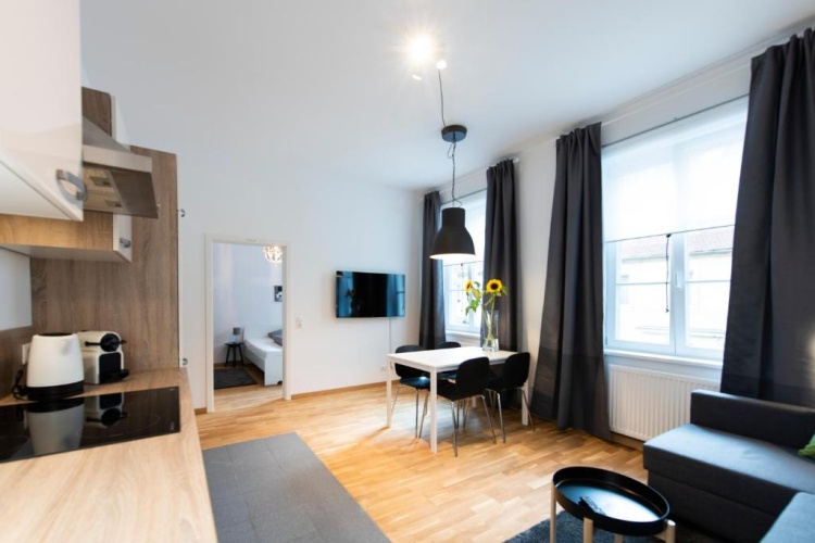 1 Bedroom Apartment