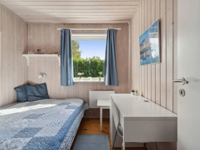 5 Star Holiday Home in Dronningmolle