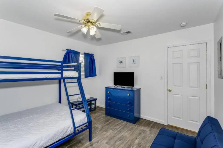 125 Shirley Dr